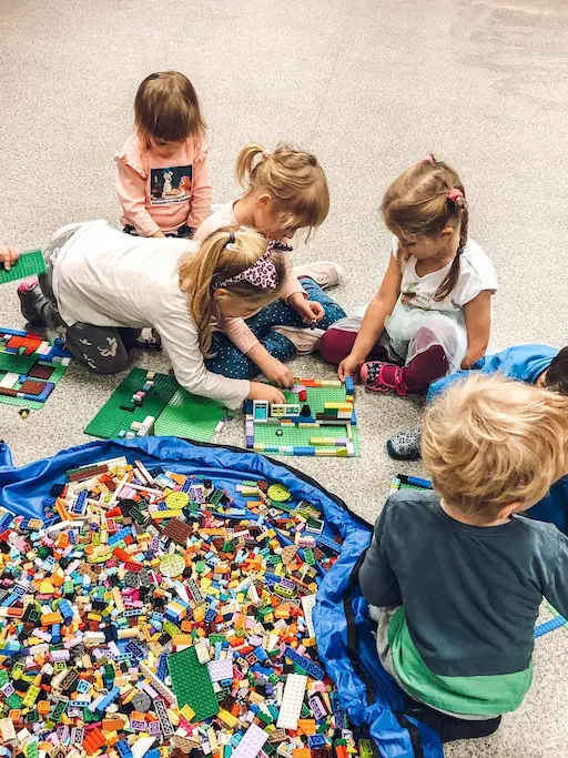 Malowanie figurek gipsowych